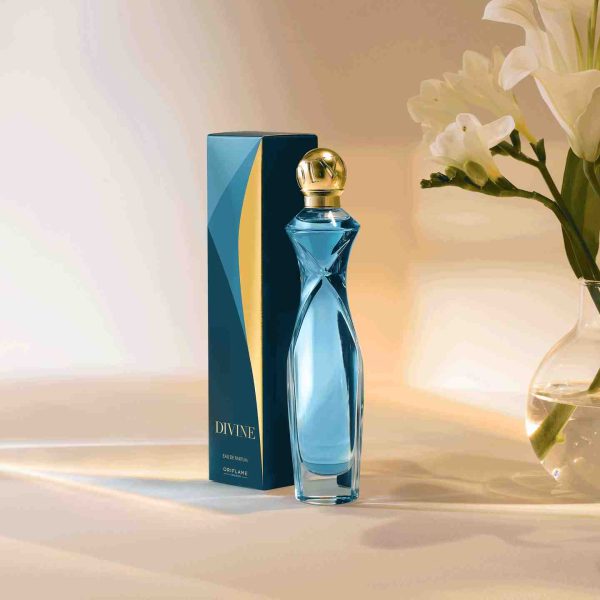 عطر زنانه دیواین Divine